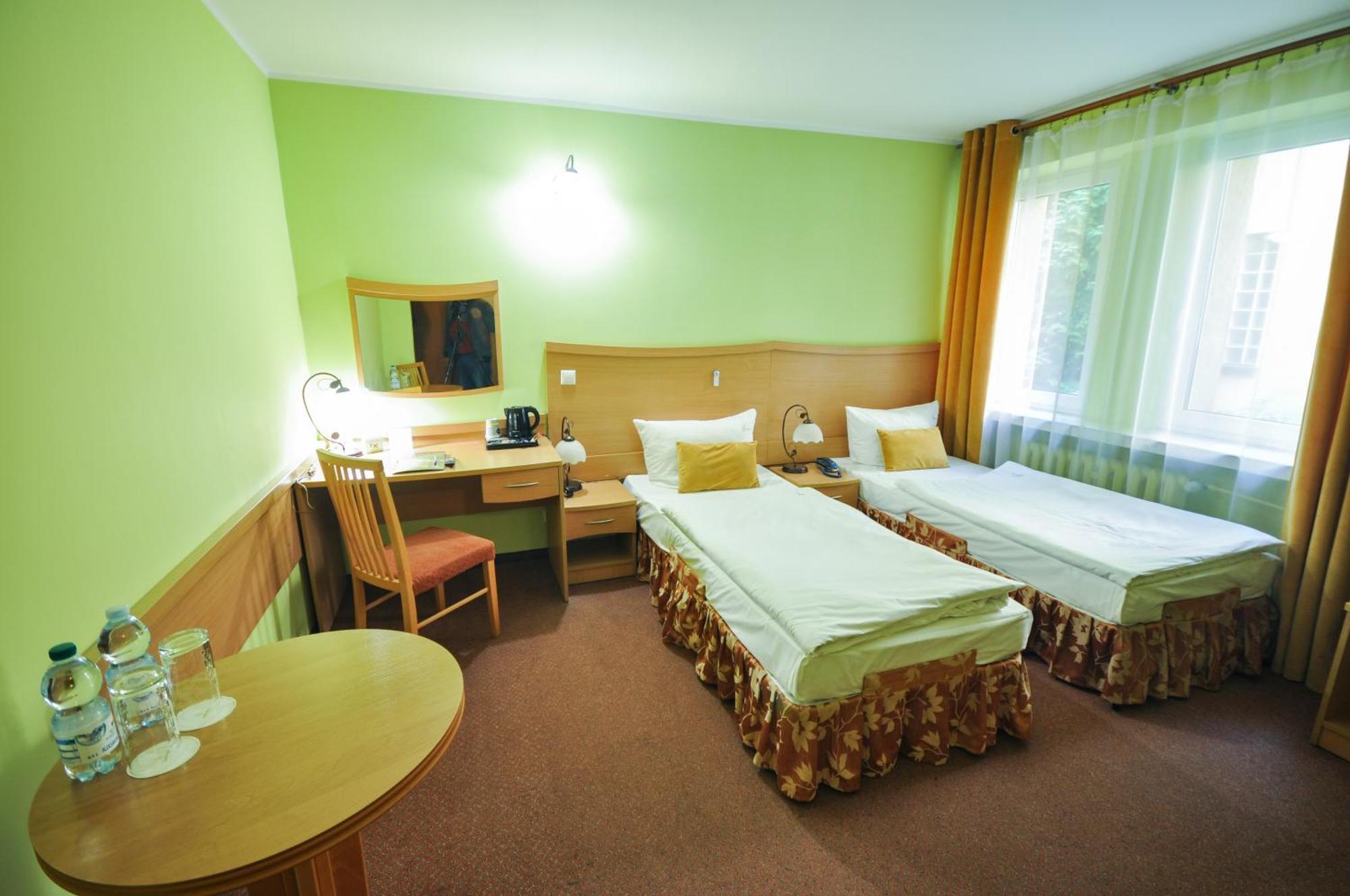 Hotel Trzy Swiaty Spa & Wellness Rajska Wyspa Gliwice Exterior foto